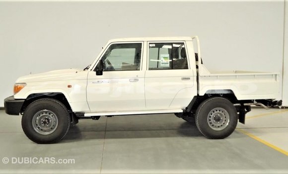 Buy Import Toyota Land Cruiser White Car in Import - Dubai in Dushanbe Buy Import Toyota Land Cruiser White Car in Import - Dubai in Dushanbe