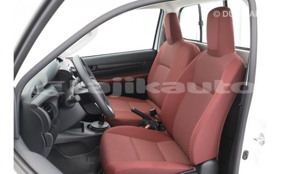 Buy Import Toyota Hilux White Car in Import - Dubai in Dushanbe Buy Import Toyota Hilux White Car in Import - Dubai in Dushanbe
