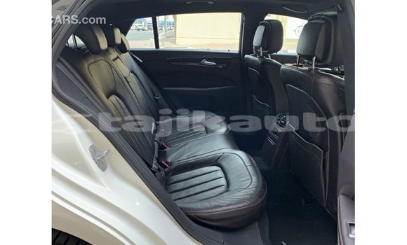 Buy Import Mercedes-Benz 190 White Car in Import - Dubai in Dushanbe Buy Import Mercedes-Benz 190 White Car in Import - Dubai in Dushanbe