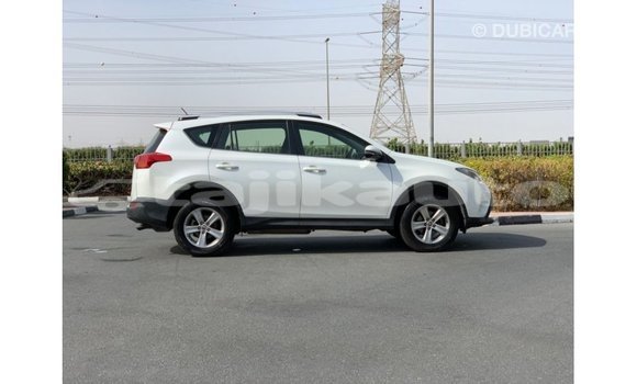 Buy Import Toyota 4Runner White Car in Import - Dubai in Dushanbe Buy Import Toyota 4Runner White Car in Import - Dubai in Dushanbe