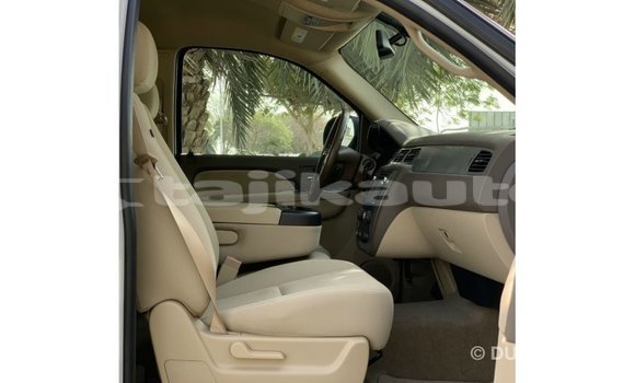 Buy Import Chevrolet Tahoe White Car in Import - Dubai in Dushanbe Buy Import Chevrolet Tahoe White Car in Import - Dubai in Dushanbe