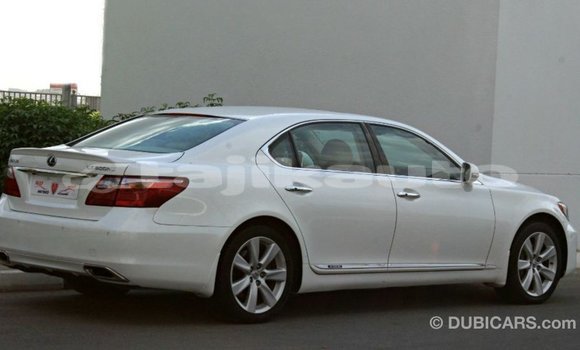 Buy Import Lexus LS White Car in Import - Dubai in Dushanbe Buy Import Lexus LS White Car in Import - Dubai in Dushanbe