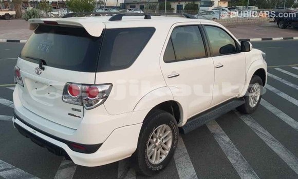 Buy Import Toyota Fortuner White Car in Import - Dubai in Dushanbe Buy Import Toyota Fortuner White Car in Import - Dubai in Dushanbe
