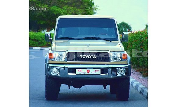 Buy Import Toyota Land Cruiser Beige Car in Import - Dubai in Dushanbe Buy Import Toyota Land Cruiser Beige Car in Import - Dubai in Dushanbe