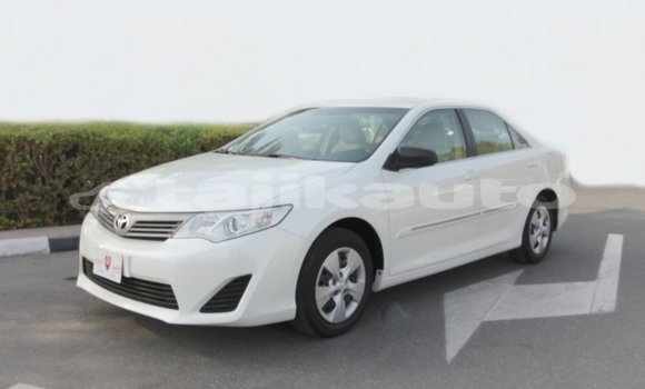 Buy Import Toyota Camry White Car in Import - Dubai in Dushanbe Buy Import Toyota Camry White Car in Import - Dubai in Dushanbe