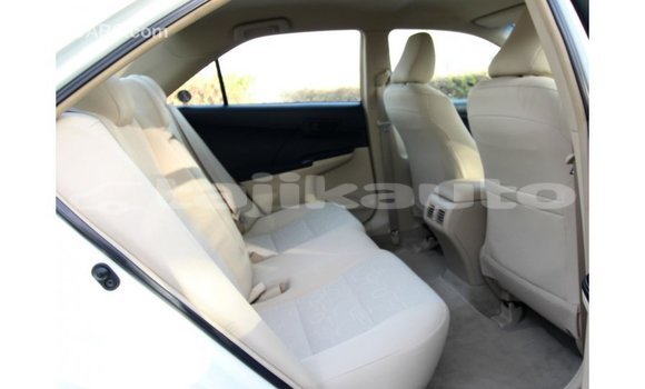Buy Import Toyota Camry White Car in Import - Dubai in Dushanbe Buy Import Toyota Camry White Car in Import - Dubai in Dushanbe