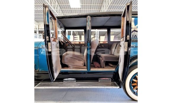 Buy Import Buick Electra Blue Car in Import - Dubai in Dushanbe Buy Import Buick Electra Blue Car in Import - Dubai in Dushanbe