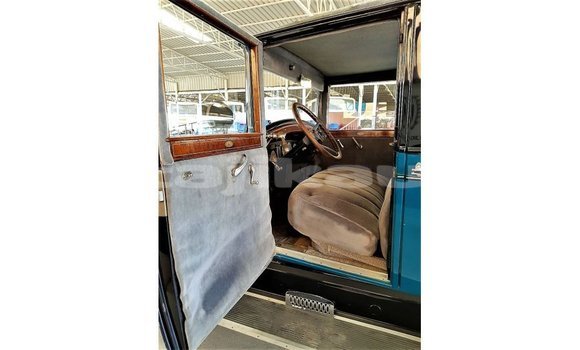 Buy Import Buick Electra Blue Car in Import - Dubai in Dushanbe Buy Import Buick Electra Blue Car in Import - Dubai in Dushanbe