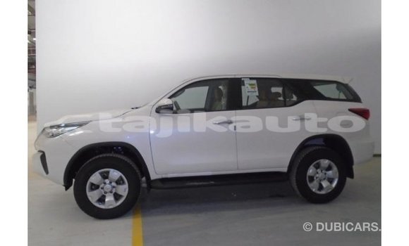 Buy Import Toyota Fortuner White Car in Import - Dubai in Dushanbe Buy Import Toyota Fortuner White Car in Import - Dubai in Dushanbe