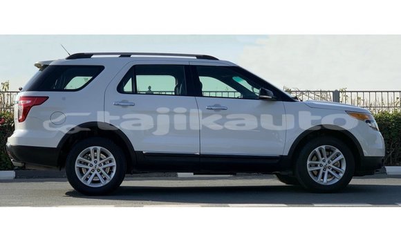 Buy Import Ford Explorer White Car in Import - Dubai in Dushanbe Buy Import Ford Explorer White Car in Import - Dubai in Dushanbe