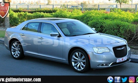 Buy Import Chrysler 300 Other Car in Import - Dubai in Dushanbe
