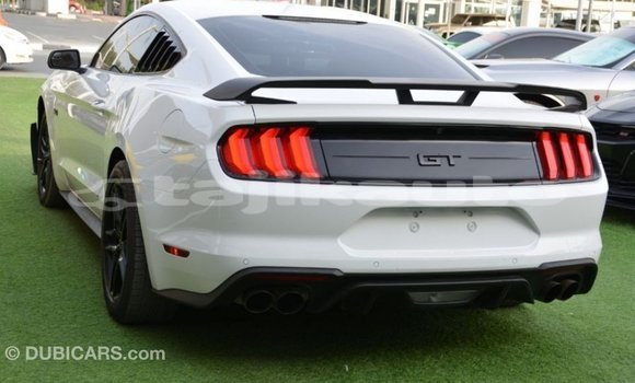Buy Import Ford Mustang White Car in Import - Dubai in Dushanbe Buy Import Ford Mustang White Car in Import - Dubai in Dushanbe