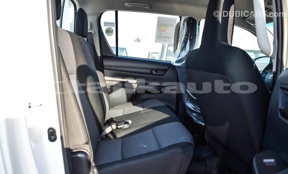 Buy Import Toyota Hilux White Car in Import - Dubai in Dushanbe Buy Import Toyota Hilux White Car in Import - Dubai in Dushanbe