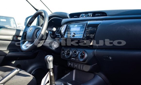 Buy Import Toyota Hilux White Car in Import - Dubai in Dushanbe Buy Import Toyota Hilux White Car in Import - Dubai in Dushanbe