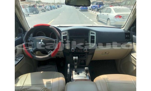 Buy Import Mitsubishi Pajero Red Car in Import - Dubai in Dushanbe Buy Import Mitsubishi Pajero Red Car in Import - Dubai in Dushanbe