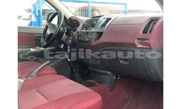 Buy Import Toyota Hilux White Car in Import - Dubai in Dushanbe Buy Import Toyota Hilux White Car in Import - Dubai in Dushanbe