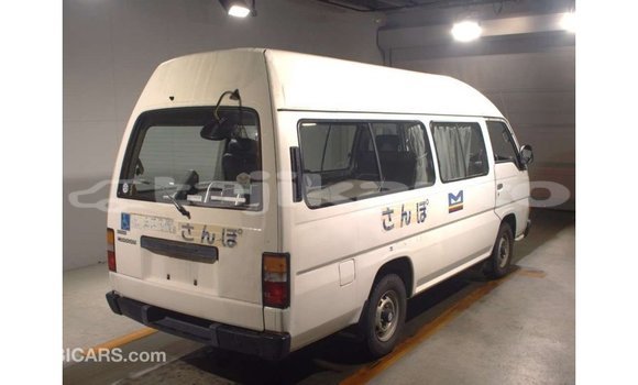 Buy Import Nissan Caravan White Car in Import - Dubai in Dushanbe Buy Import Nissan Caravan White Car in Import - Dubai in Dushanbe