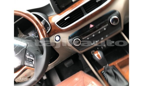 Buy Import Hyundai Tucson White Car in Import - Dubai in Dushanbe Buy Import Hyundai Tucson White Car in Import - Dubai in Dushanbe