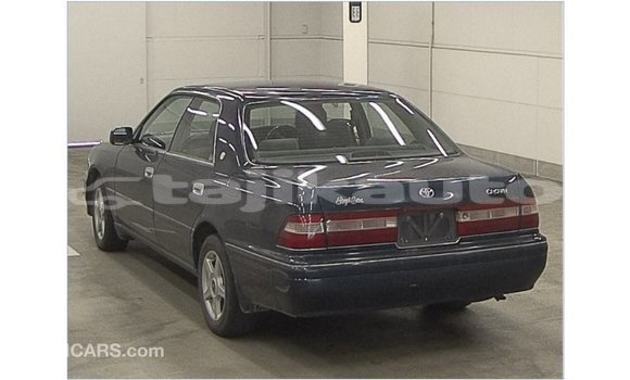 Buy Import Toyota Crown Blue Car in Import - Dubai in Dushanbe Buy Import Toyota Crown Blue Car in Import - Dubai in Dushanbe