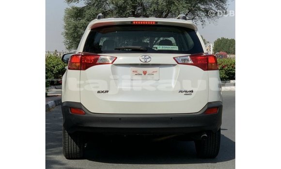 Buy Import Toyota 4Runner White Car in Import - Dubai in Dushanbe Buy Import Toyota 4Runner White Car in Import - Dubai in Dushanbe