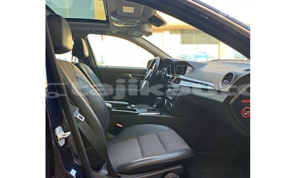 Buy Import Mercedes-Benz 200 Blue Car in Import - Dubai in Dushanbe Buy Import Mercedes-Benz 200 Blue Car in Import - Dubai in Dushanbe