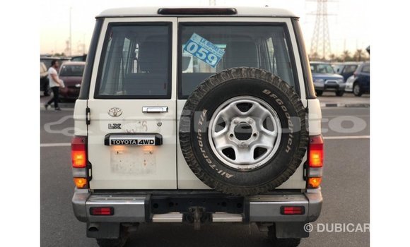Buy Import Toyota Land Cruiser White Car in Import - Dubai in Dushanbe Buy Import Toyota Land Cruiser White Car in Import - Dubai in Dushanbe
