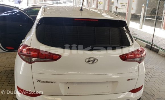 Buy Import Hyundai Tucson White Car in Import - Dubai in Dushanbe Buy Import Hyundai Tucson White Car in Import - Dubai in Dushanbe