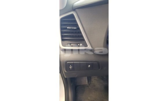 Buy Import Hyundai Tucson White Car in Import - Dubai in Dushanbe Buy Import Hyundai Tucson White Car in Import - Dubai in Dushanbe