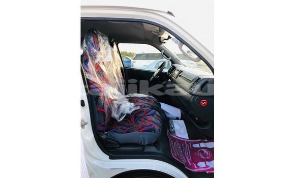 Buy Import Toyota Hiace White Car in Import - Dubai in Dushanbe Buy Import Toyota Hiace White Car in Import - Dubai in Dushanbe