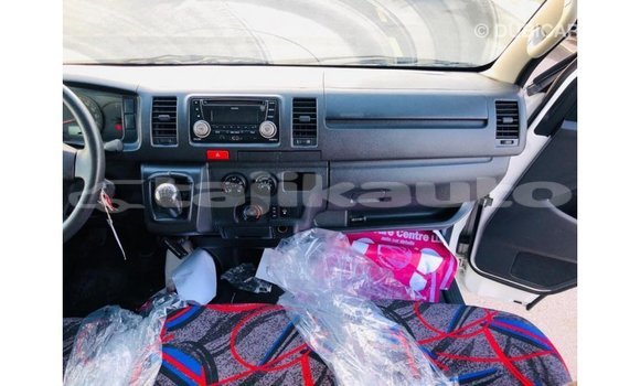 Buy Import Toyota Hiace White Car in Import - Dubai in Dushanbe Buy Import Toyota Hiace White Car in Import - Dubai in Dushanbe