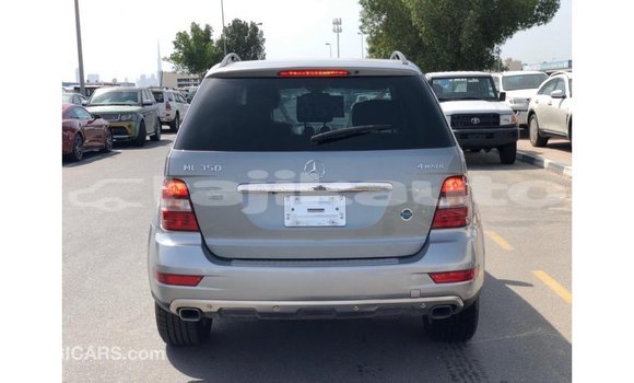 Buy Import Mercedes-Benz 190 Other Car in Import - Dubai in Dushanbe Buy Import Mercedes-Benz 190 Other Car in Import - Dubai in Dushanbe