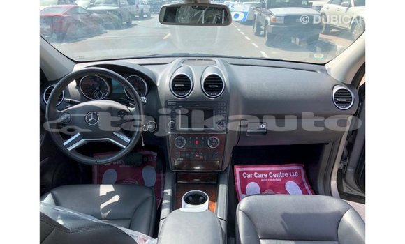 Buy Import Mercedes-Benz 190 Other Car in Import - Dubai in Dushanbe Buy Import Mercedes-Benz 190 Other Car in Import - Dubai in Dushanbe