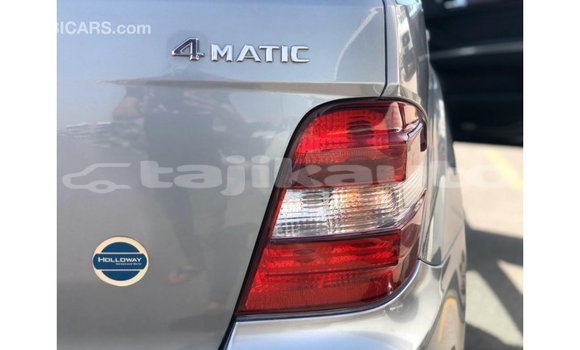 Buy Import Mercedes-Benz 190 Other Car in Import - Dubai in Dushanbe Buy Import Mercedes-Benz 190 Other Car in Import - Dubai in Dushanbe