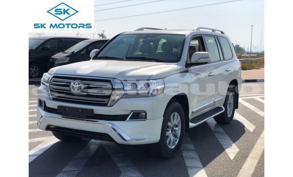 Buy Import Toyota Land Cruiser White Car in Import - Dubai in Dushanbe Buy Import Toyota Land Cruiser White Car in Import - Dubai in Dushanbe