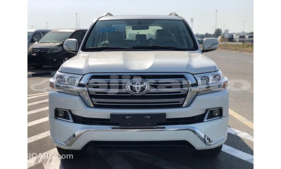 Buy Import Toyota Land Cruiser White Car in Import - Dubai in Dushanbe Buy Import Toyota Land Cruiser White Car in Import - Dubai in Dushanbe