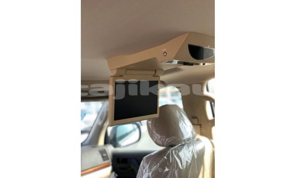 Buy Import Toyota Land Cruiser White Car in Import - Dubai in Dushanbe Buy Import Toyota Land Cruiser White Car in Import - Dubai in Dushanbe