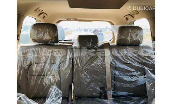 Buy Import Toyota Land Cruiser White Car in Import - Dubai in Dushanbe Buy Import Toyota Land Cruiser White Car in Import - Dubai in Dushanbe