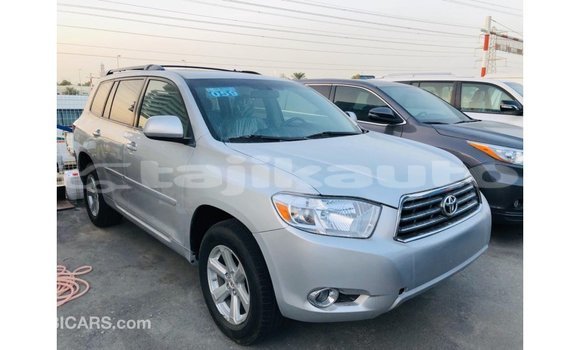 Buy Import Toyota Highlander Other Car in Import - Dubai in Dushanbe Buy Import Toyota Highlander Other Car in Import - Dubai in Dushanbe