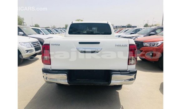 Buy Import Toyota Hilux White Car in Import - Dubai in Dushanbe Buy Import Toyota Hilux White Car in Import - Dubai in Dushanbe