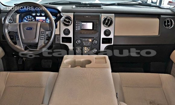 Buy Import Ford Club Wagon Brown Car in Import - Dubai in Dushanbe Buy Import Ford Club Wagon Brown Car in Import - Dubai in Dushanbe