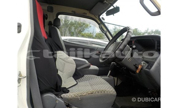Buy Import Toyota Hiace White Car in Import - Dubai in Dushanbe Buy Import Toyota Hiace White Car in Import - Dubai in Dushanbe
