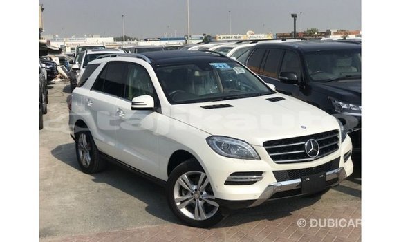 Buy Import Mercedes-Benz 190 White Car in Import - Dubai in Dushanbe Buy Import Mercedes-Benz 190 White Car in Import - Dubai in Dushanbe