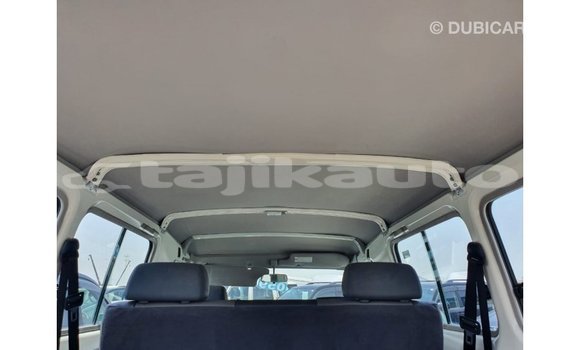 Buy Import Toyota Land Cruiser White Car in Import - Dubai in Dushanbe Buy Import Toyota Land Cruiser White Car in Import - Dubai in Dushanbe