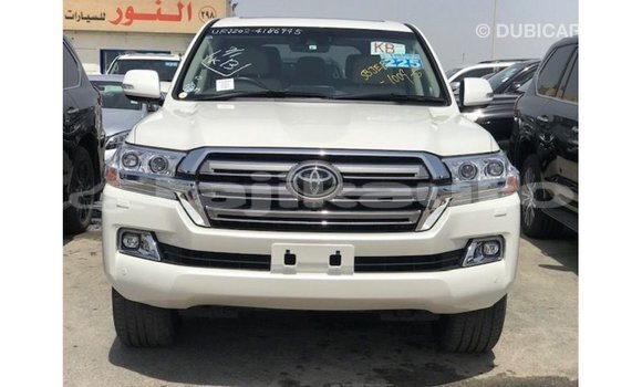 Buy Import Toyota Land Cruiser White Car in Import - Dubai in Dushanbe Buy Import Toyota Land Cruiser White Car in Import - Dubai in Dushanbe