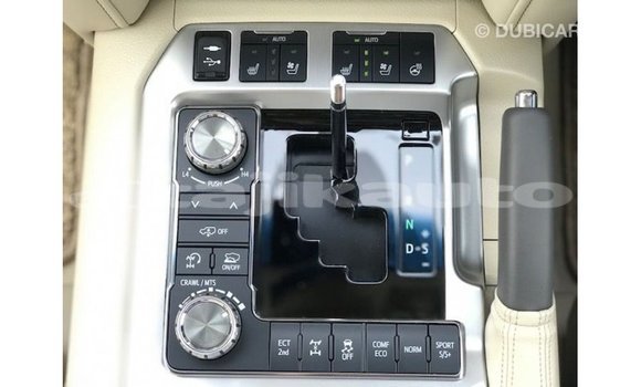 Buy Import Toyota Land Cruiser White Car in Import - Dubai in Dushanbe Buy Import Toyota Land Cruiser White Car in Import - Dubai in Dushanbe