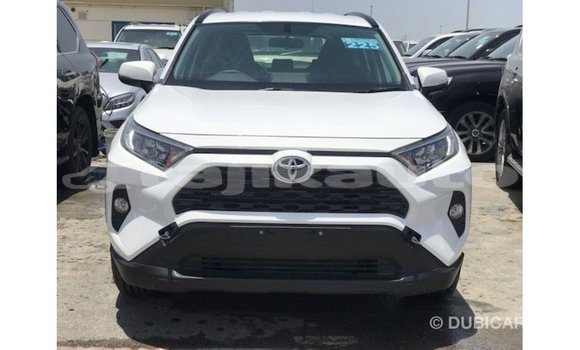 Buy Import Toyota 4Runner White Car in Import - Dubai in Dushanbe Buy Import Toyota 4Runner White Car in Import - Dubai in Dushanbe