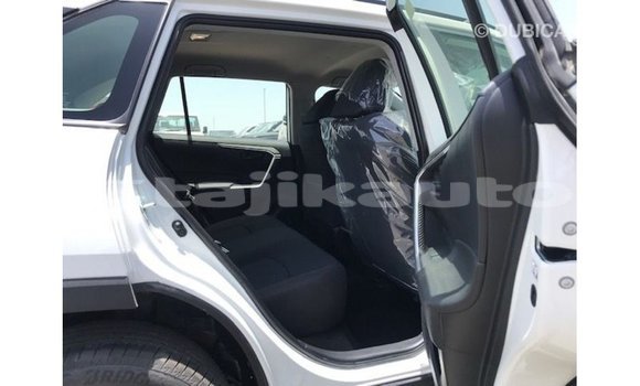Buy Import Toyota 4Runner White Car in Import - Dubai in Dushanbe Buy Import Toyota 4Runner White Car in Import - Dubai in Dushanbe