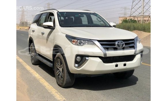 Buy Import Toyota Fortuner White Car in Import - Dubai in Dushanbe Buy Import Toyota Fortuner White Car in Import - Dubai in Dushanbe