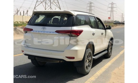 Buy Import Toyota Fortuner White Car in Import - Dubai in Dushanbe Buy Import Toyota Fortuner White Car in Import - Dubai in Dushanbe