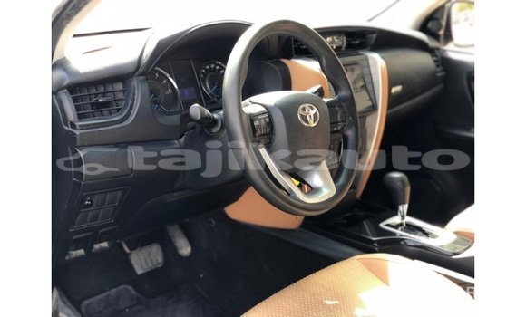 Buy Import Toyota Fortuner White Car in Import - Dubai in Dushanbe Buy Import Toyota Fortuner White Car in Import - Dubai in Dushanbe